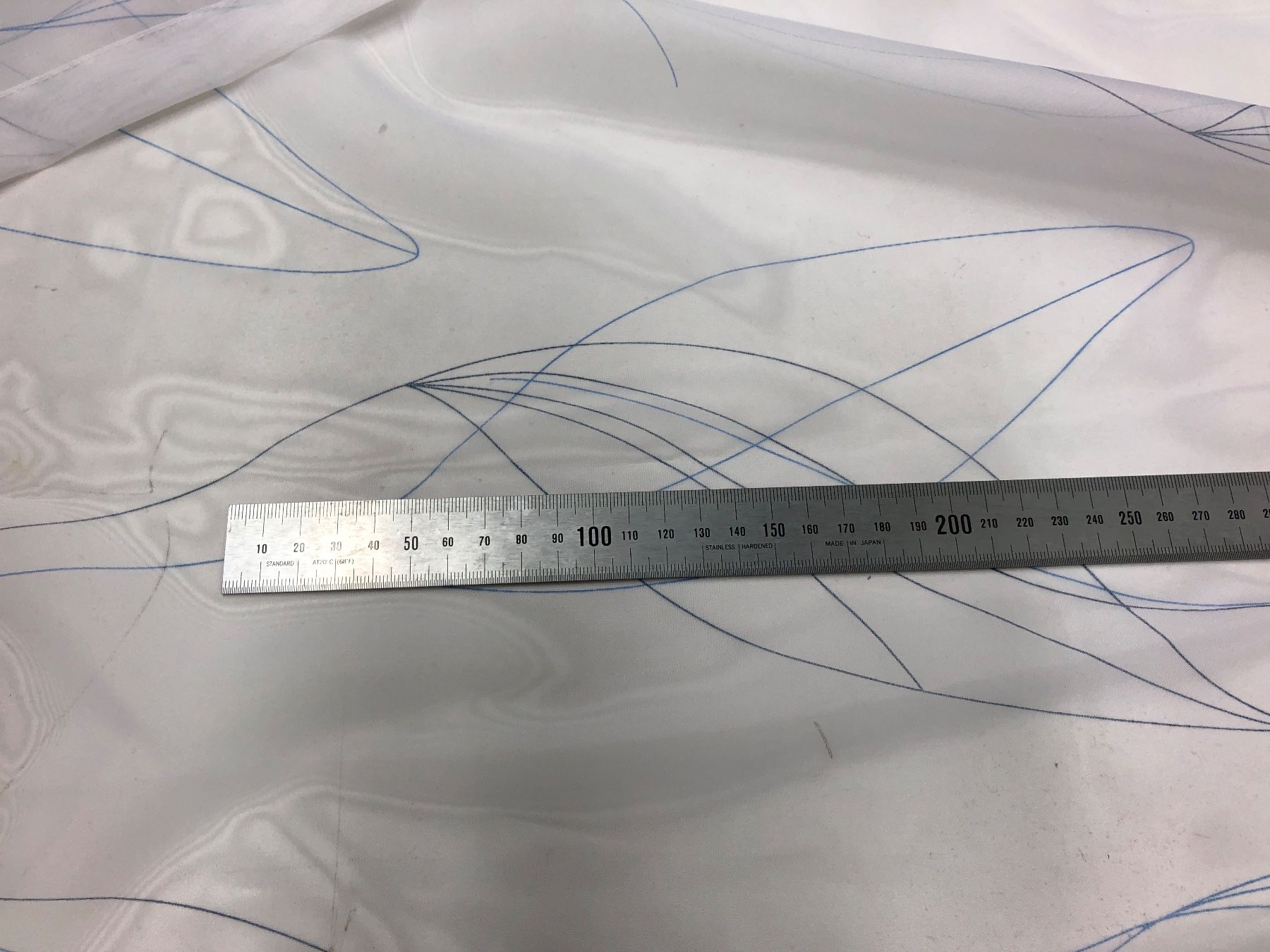 Pfister Vorhänge: Vorhang Möbel Pfister. H:151 B:116 – Gebraucht aus Dübendorf von voojagig 2