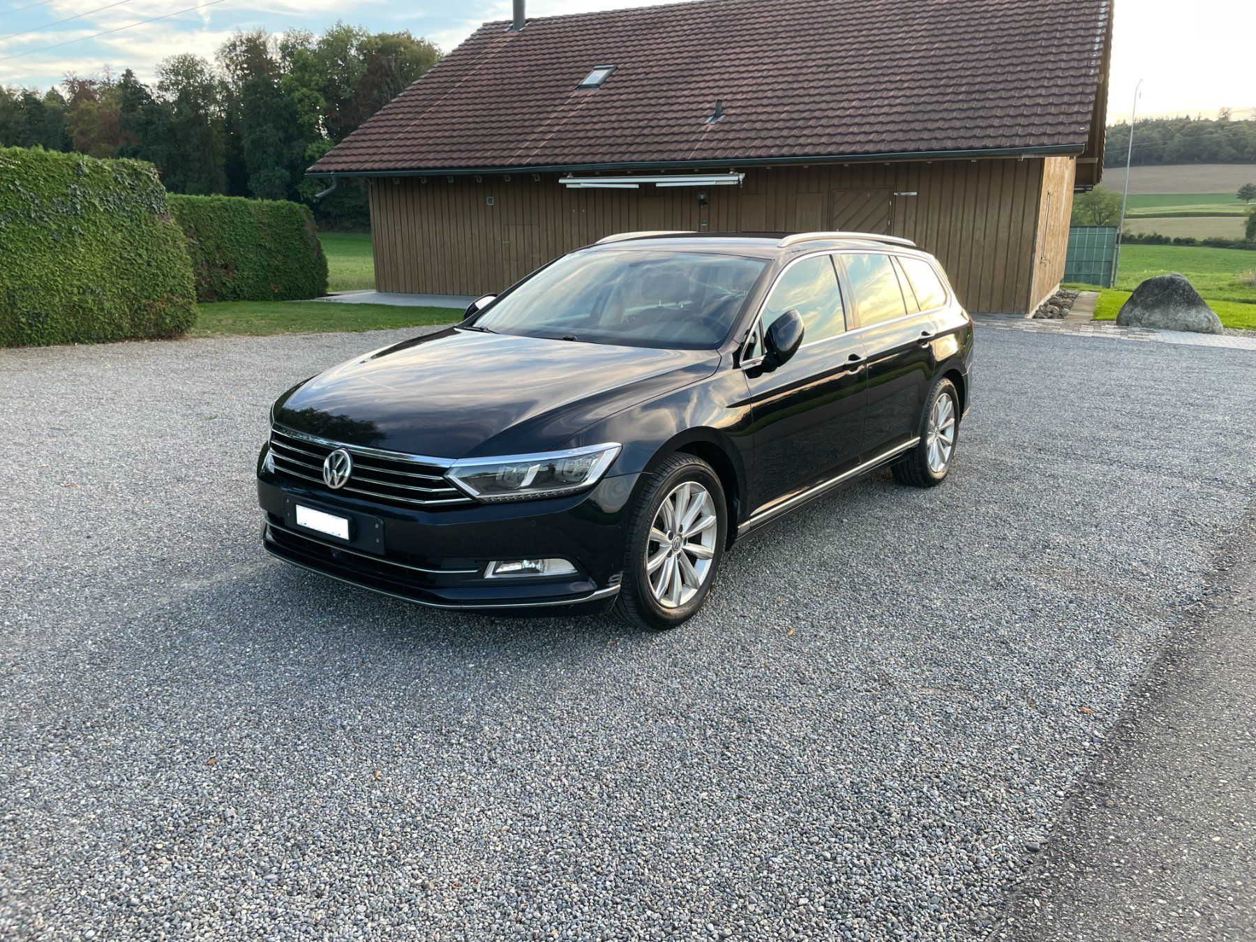 VW Autos: VW Passat B8 Combi 2.0TDi DSG – Gebraucht aus Auw von Neo_z2rq