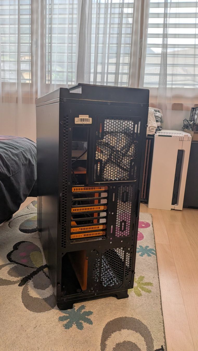 Phanteks Custodie: Phanteks Enthoo Luxe Full-Tower Chassis ,  schwarz-orange – Usato da Brig venduto da Mike69 4