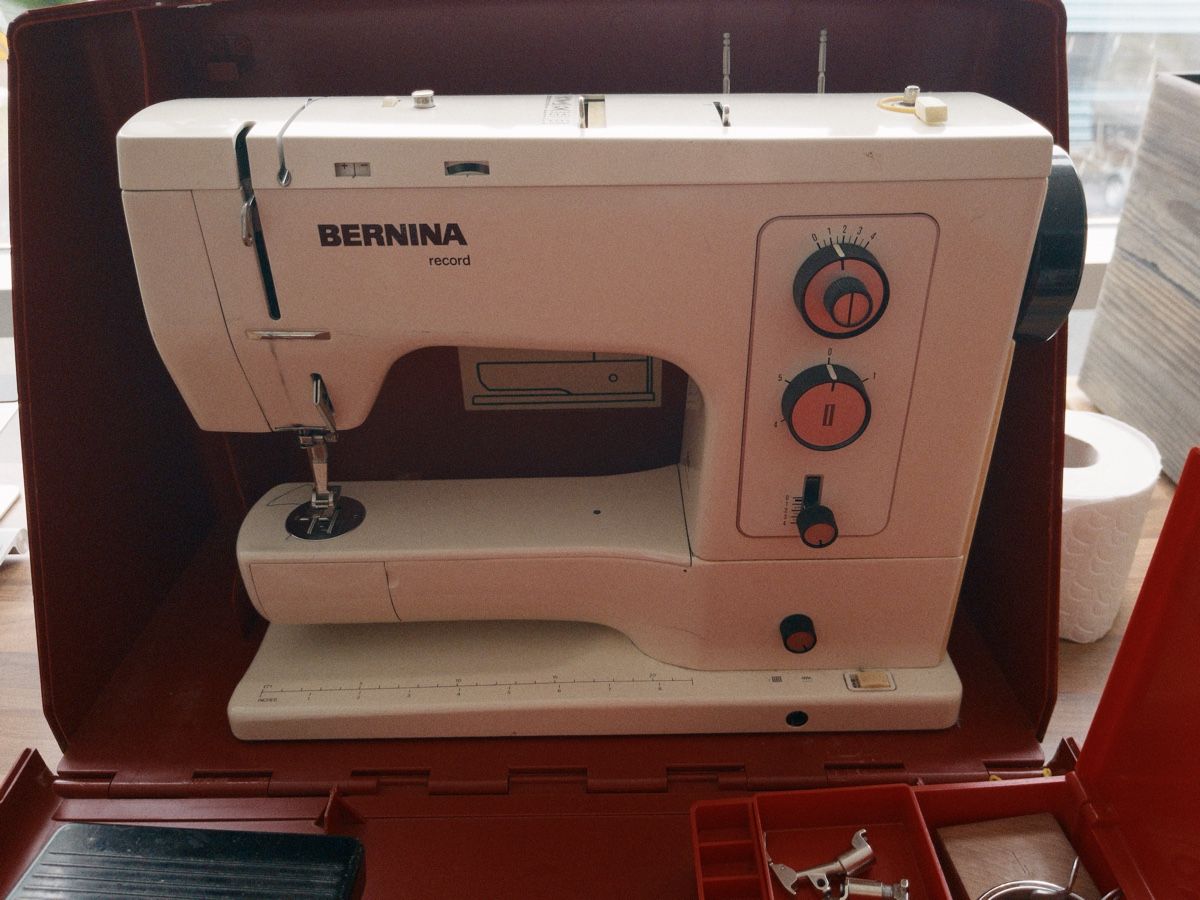 Bernina Nähmaschinen: Bernina Record 830 – Gebraucht aus Zürich von laurakneisel 1