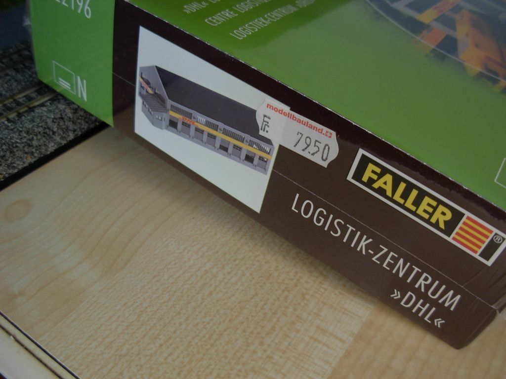 Faller Modelleisenbahnen: N: Faller "DHL" Logistikzentrum – Neu und originalverpackt aus Oberrieden von Hobbyschiff 1