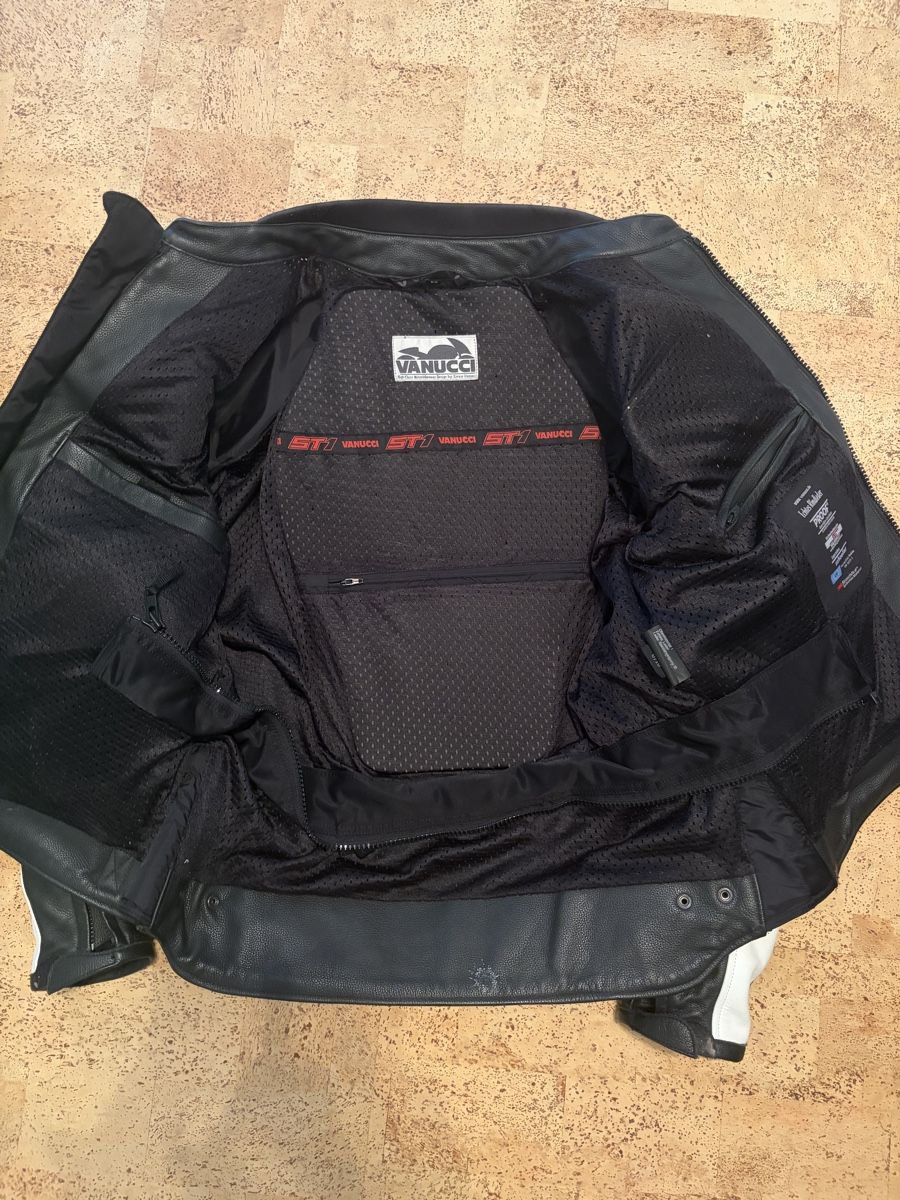 Vanucci Vestes: Vanucci Motorradjacke Leder – D'occasion à Niederbipp par jan_98lt 2