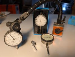Messuhren mit Magnetstativ und Gelenkarm, Mitutoyo/Tesa
