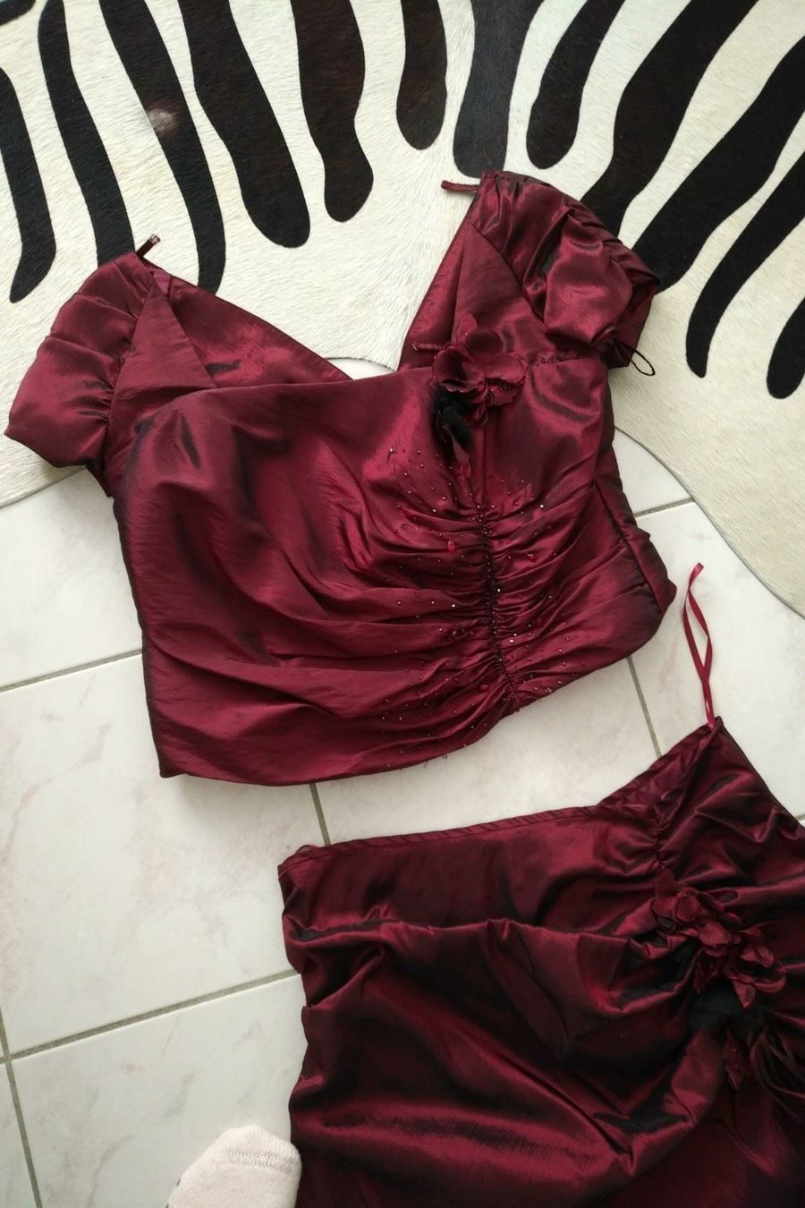 Vestiti: Sehr schönes Elegantes Kleid Gr. 50 – Nuovo (secondo la descrizione) da Amriswil venduto da einkaufverkauf 1
