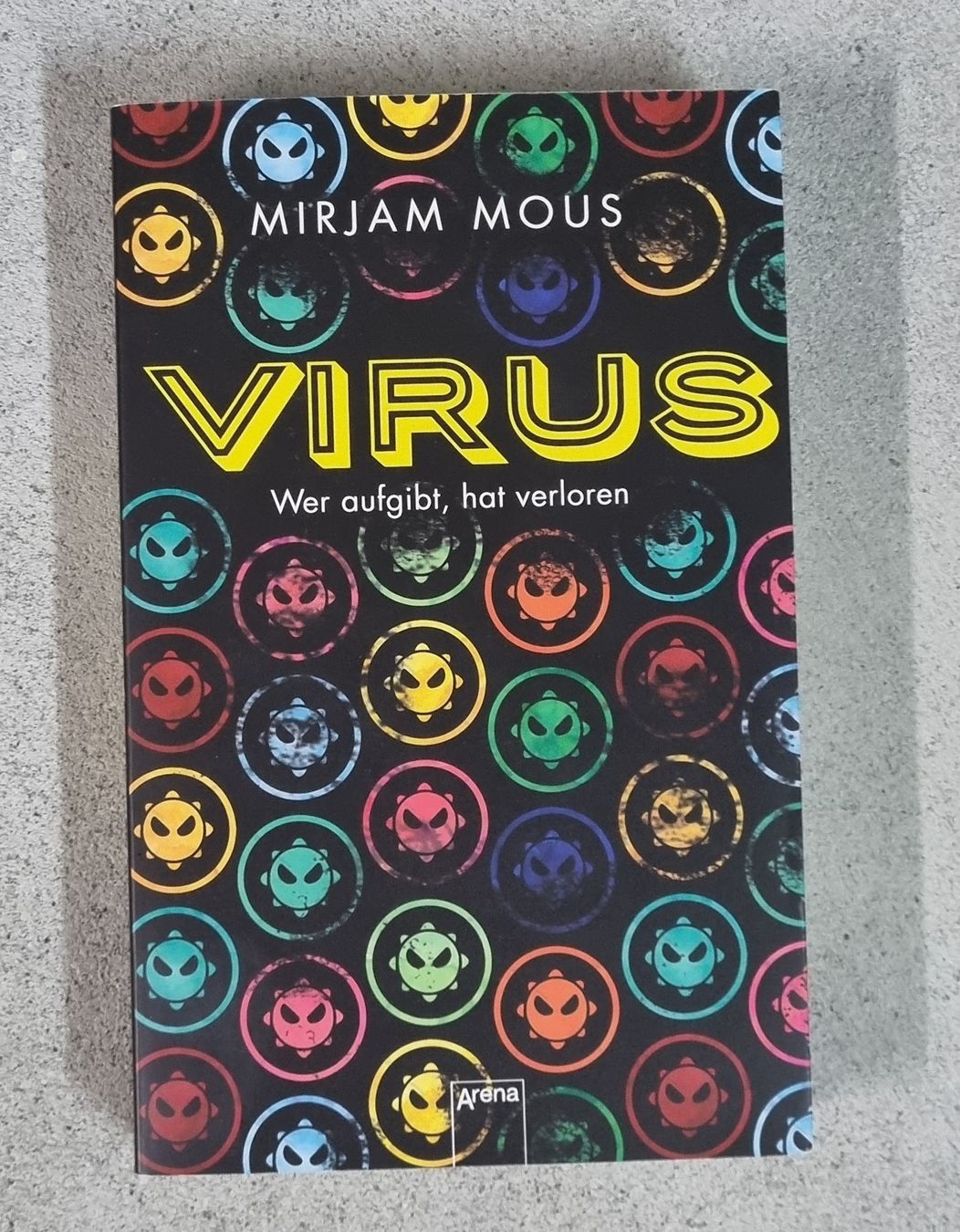 Bücher: Buch: Virus – Gebraucht aus Biel/Bienne von chi_2nx2