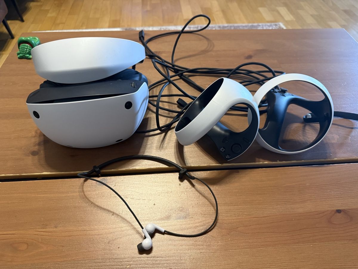 Sony Konsolen: VR2 für PS5 – Neu (gemäss Beschreibung) aus Bettlach von Bler1m1 1