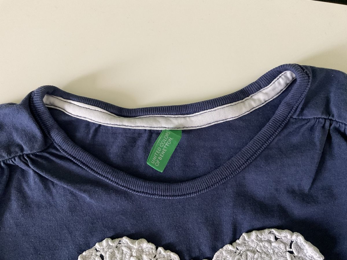 Benetton Blusen, T-Shirts & Tops: Shirt langarm Benetton Mädchen Gr.98/104 – Gebraucht aus Pfäffikon ZH von Ben0707 2