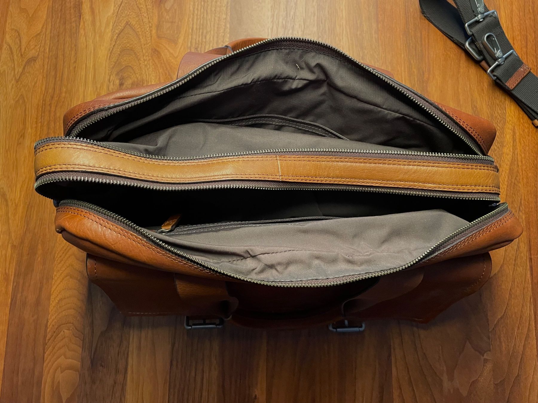 Strellson Borse: Strellson Ledertasche Braun – Usato da Rudolfstetten venduto da Rob24 5