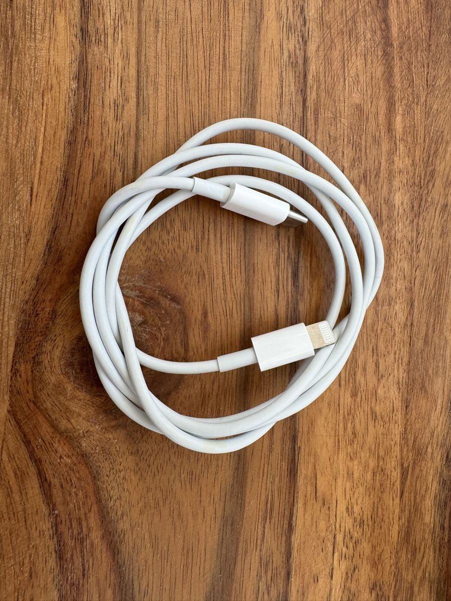 Apple Cavi: ORIGINAL! iPhone/iPod Apple Ladekabel USB C - Lightning – Usato da St. Gallen venduto da hae_6rmh 2