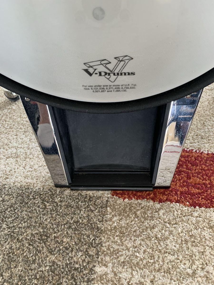 Roland Strumenti musicali: Roland KD-140, V-Kick Trigger Pad, Top Zustand – Usato da Horgen venduto da sbelyavskiy 6