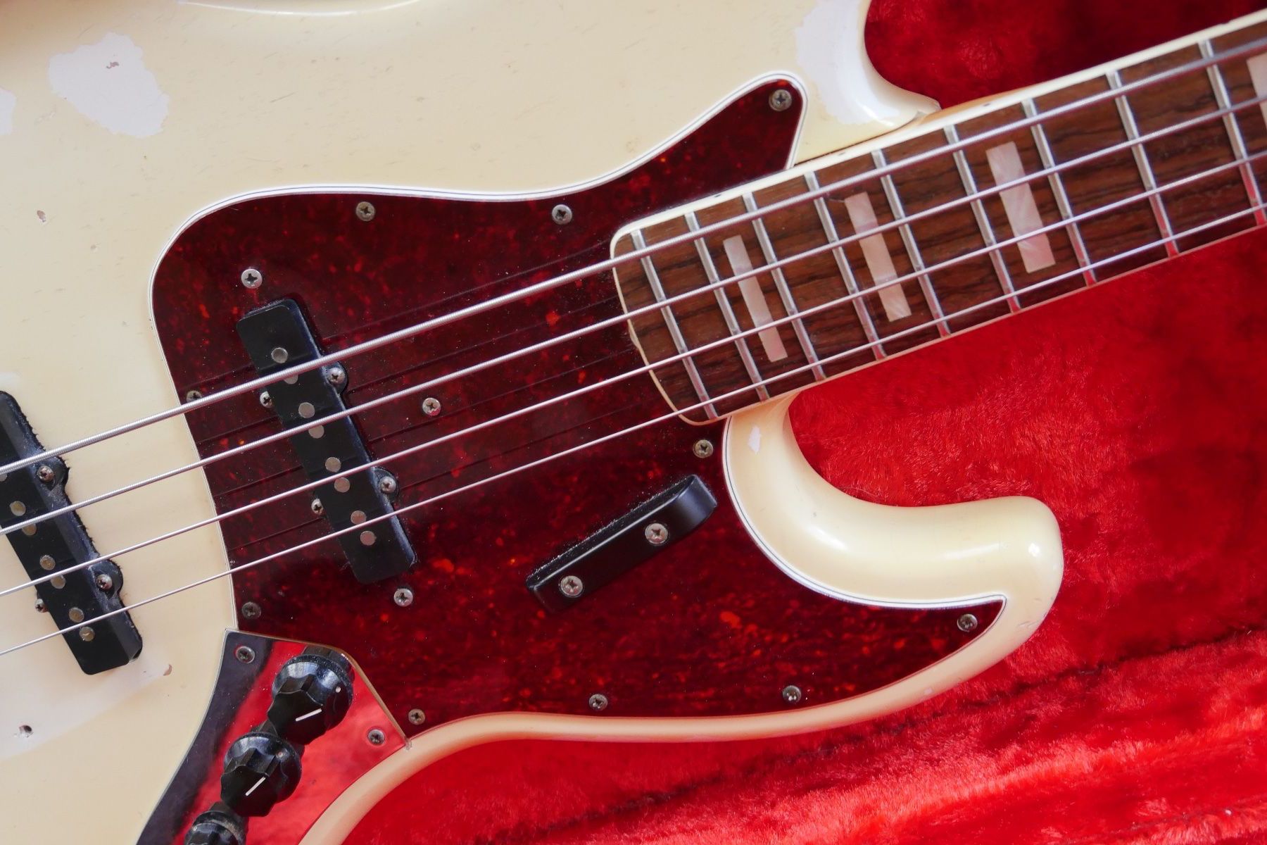 Fender Strumenti musicali: Fender Jazz Bass Olympic White, 1971 – Usato da Egg b. Zürich venduto da maxcat 4