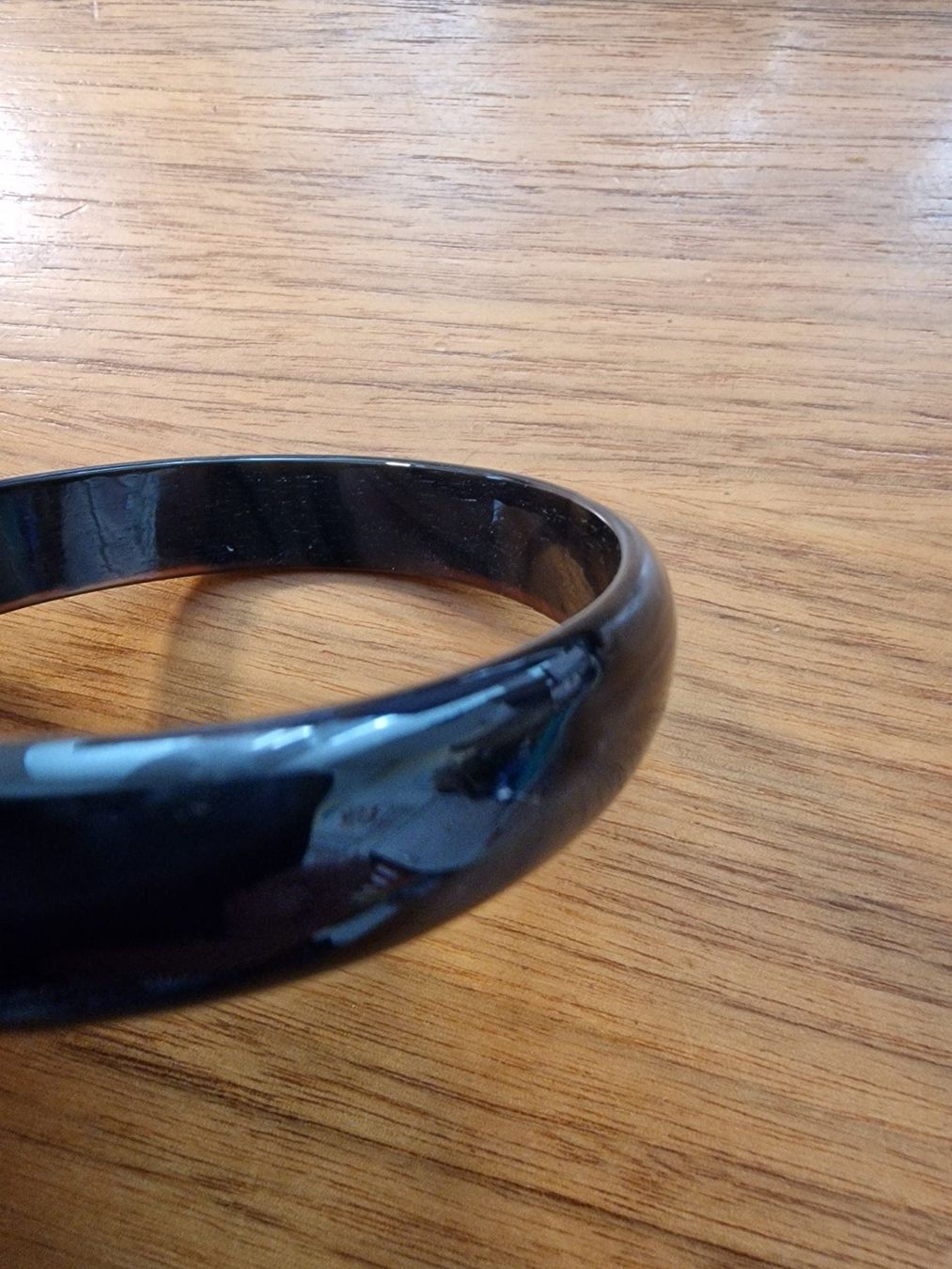 Armbänder & -reifen: Schicker schwarzer Armreif, zeitlos elegant, Schmuck – Gebraucht aus Zürich von Allerlei_Shop 2