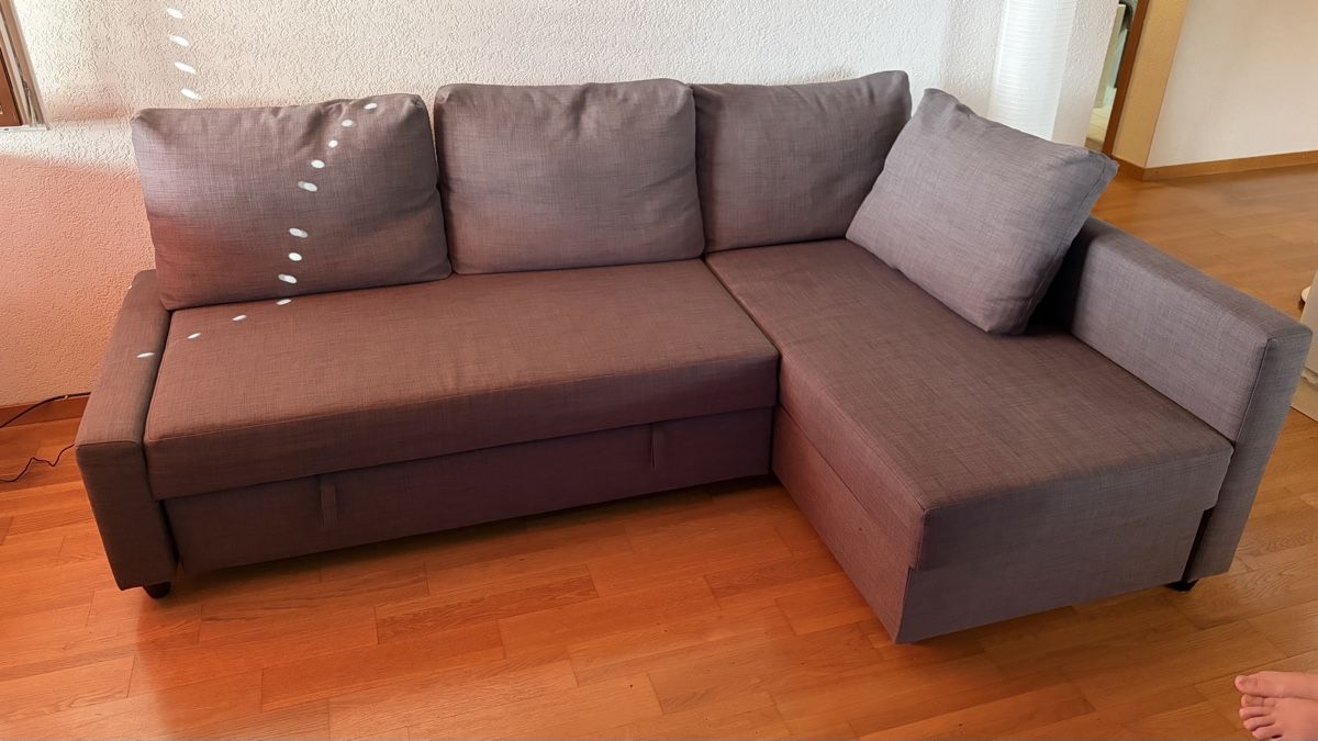 Ikea Sofas: Ikea FRIHETEN Eckbettsofa mit Bettkasten – Gebraucht aus Lupfig von Brian-air