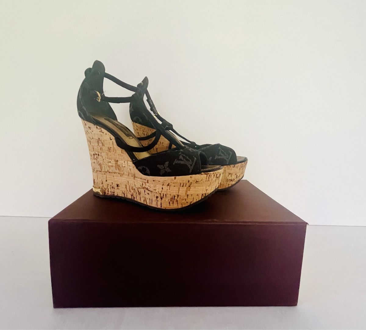 Louis Vuitton Scarpe da donna: Louis Vuitton Sandaletten / Monogramm – Usato da Basel venduto da marinaliane 3