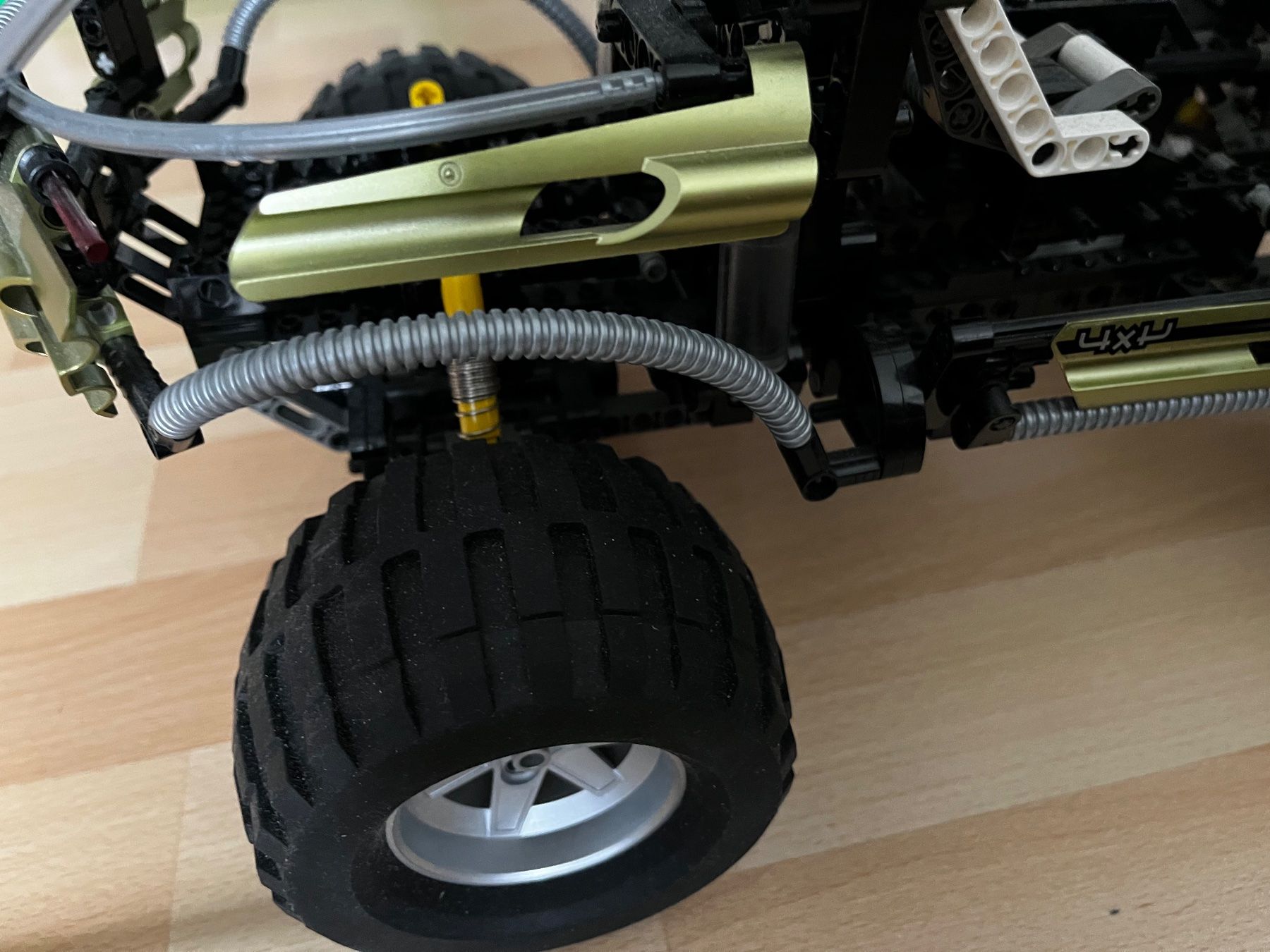 Lego Giocattoli: Lego Technic grosser Off-Roader 8466 – Usato da Gossau SG venduto da Noryflory 2