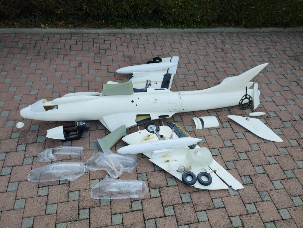 Hunter HT Modellbau 1/4.5 (Neu (gemäss Beschreibung)) in Grandson für ...