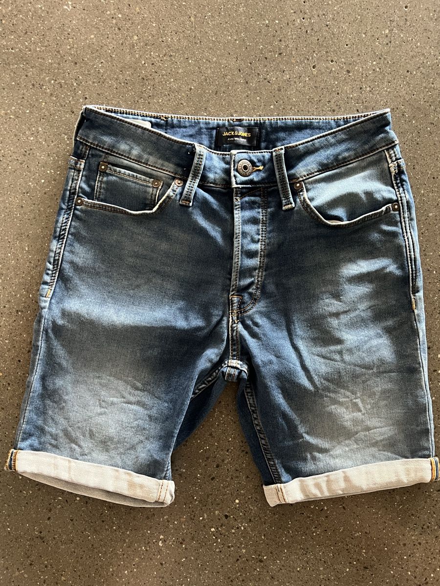 Jack & Jones Pantaloni: 2 Jeansshorts Jack&Jones regular XS – Usato da Schlierbach venduto da matro01 3