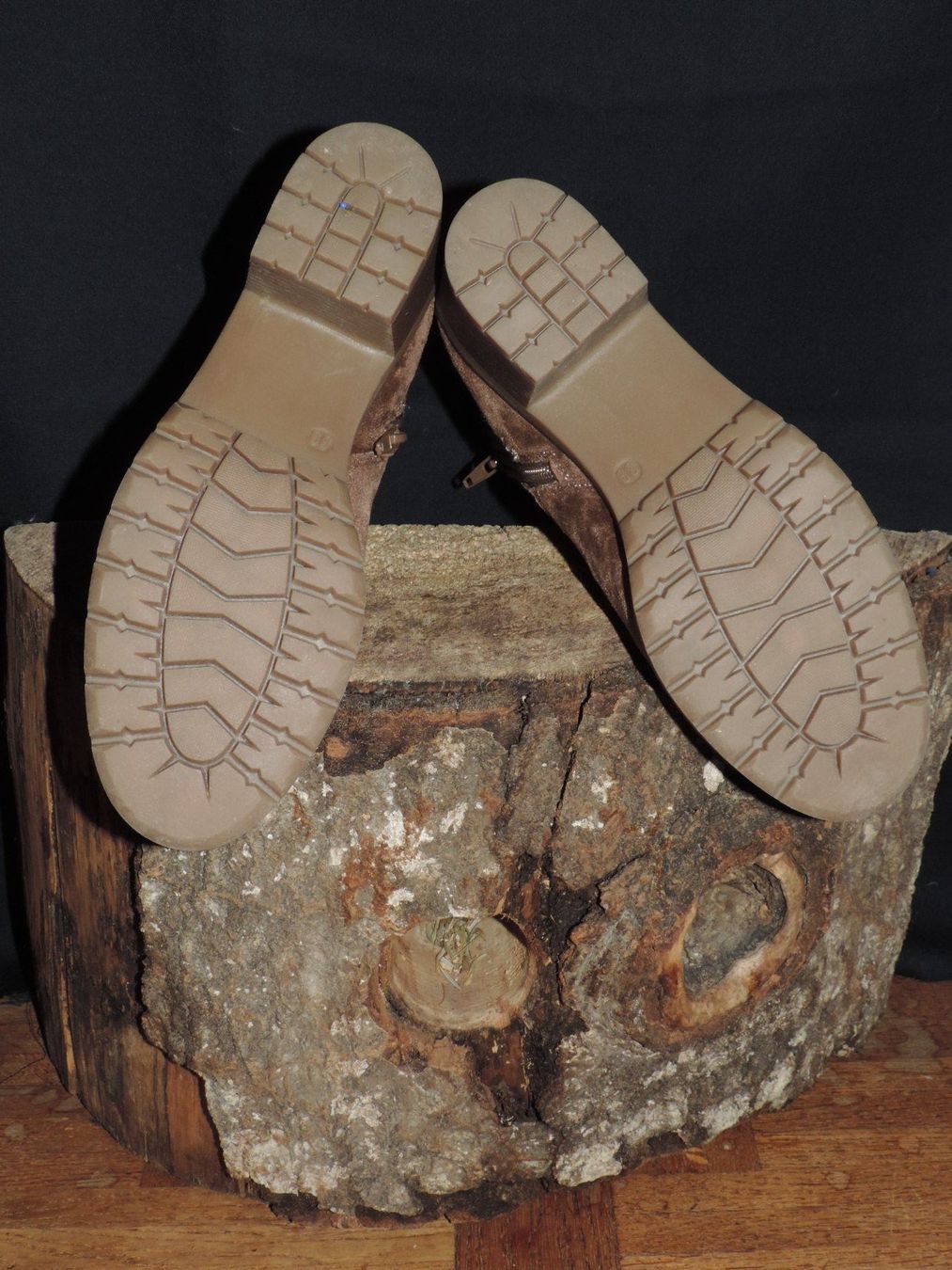 Scarpe da donna: bottines beiges effet daim – Usato da Genève venduto da Axelle333 8