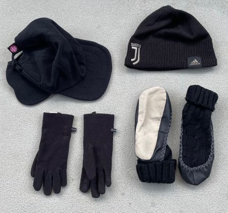 Set Kindermützen ESKA, ADIDAS etc.