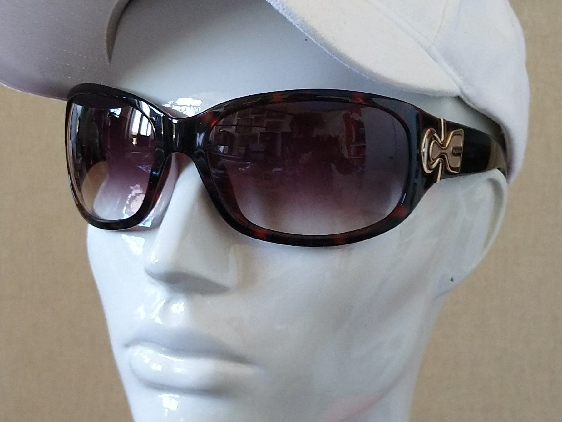 Occhiali & Lenti: Byblos Designer Damen Sonnenbrille – Nuovo e nell'imballaggio originale da Neerach venduto da i-style24 2