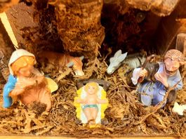 Crèche de Noël artisanale