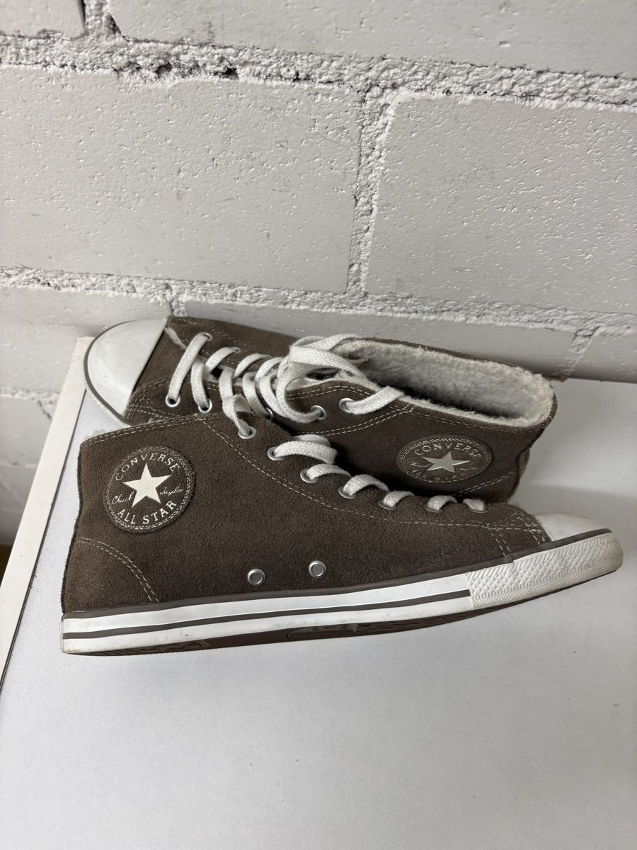 Converse Scarpe da donna: CONVERSE dame Winterschuhe grösse 40 – Usato da Thun venduto da jeff070 2
