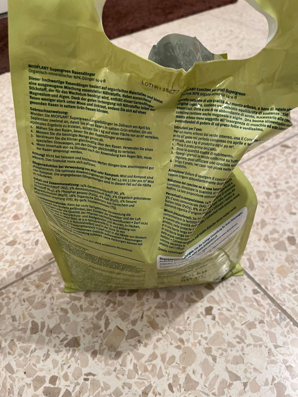 Rasenmäher: Rasendünger 2.5 kg 50 m2 – Gebraucht aus Aeugst am Albis von Samothy 2
