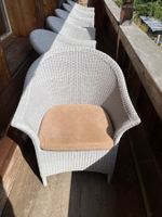 6 Gartenstühle Polyrattan hellgrau mit Alcantara Kissen