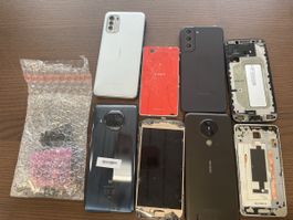 8xHandys ohne Motherboard, ohne Akku usw. defekt