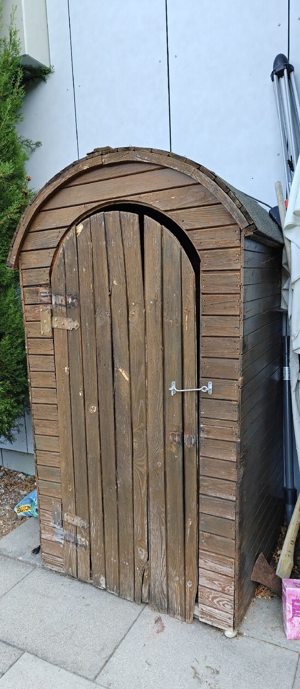 Cabanes de jardin & serres: Gartenschrank – Défectueux à stallikon par Dalacoke 1