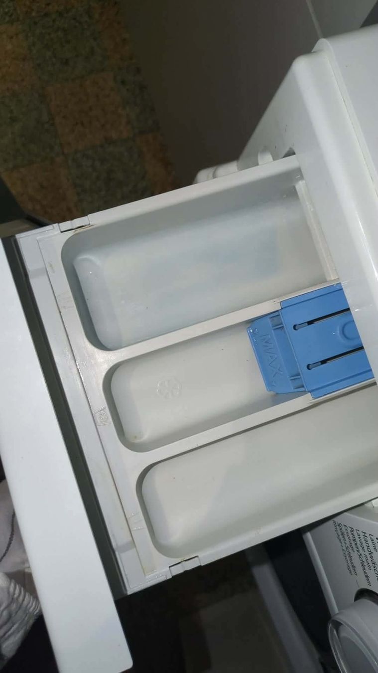 Samsung Lavatrici: URGENT - Machine à laver Samsung à vendre – Usato da Tramelan venduto da cat_67zv 1