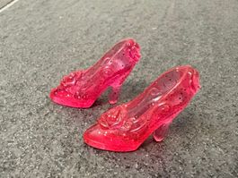 Barbie Schuhe rot mit Glitzer