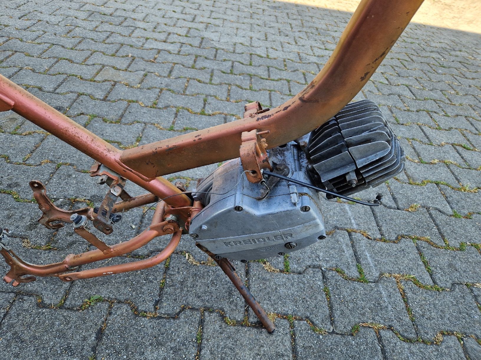 Kreidler Ciclomotori: Kreidler Mofa Rahmen und Motorblock – Difettoso da Grosswangen venduto da lar_9lz7 4