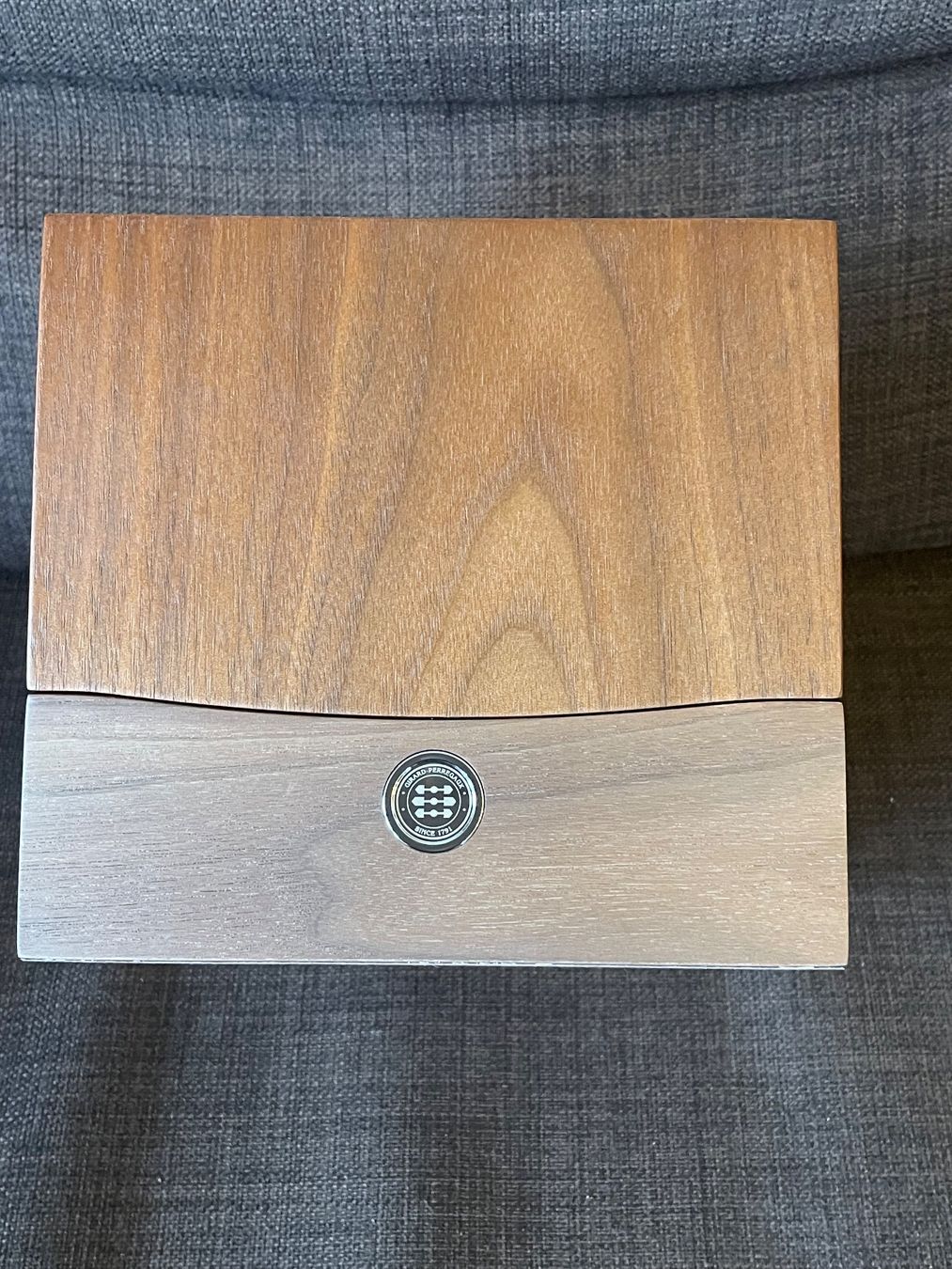 Girard-Perregaux Scatole porta orologi: Girard-Perregaux Uhrenbox – Nuovo (secondo la descrizione) da Genève venduto da Buens4 3