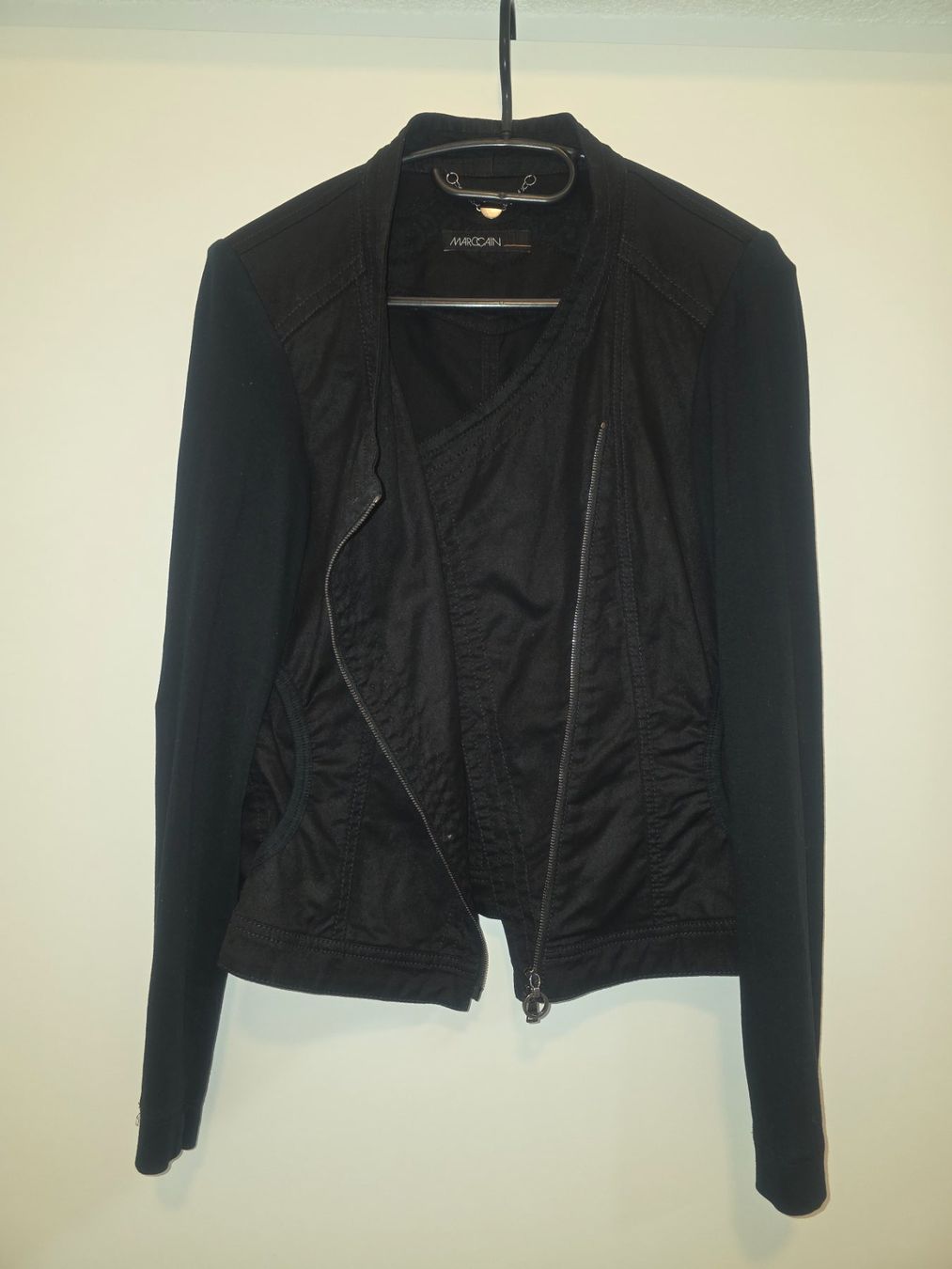 Marc Cain Giacche: Veste noire Marccain, Taille2/36 – Usato da Tecknau venduto da Anadias
