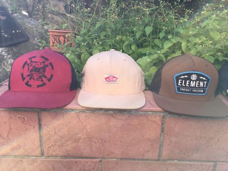 Cappellini/Snapback Vans, Quiksilver, Neckface, DC, Trasher