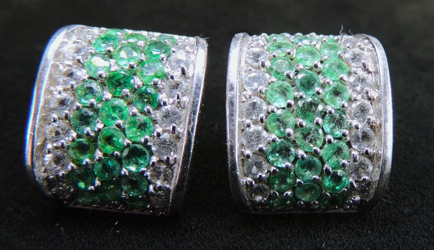 Orecchini pendenti & Orecchini a lobo: Silber 925 Pavé Ohrstecker mit Chromdiopsid – Nuovo (secondo la descrizione) da Waldenburg venduto da schaller707 1