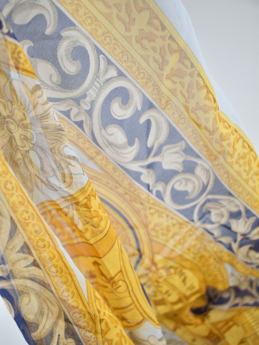 Aigner Foulards, Tücher & Schals: Aigner Seiden Foulard – Gebraucht aus Nürensdorf von 2ND_STORY 4