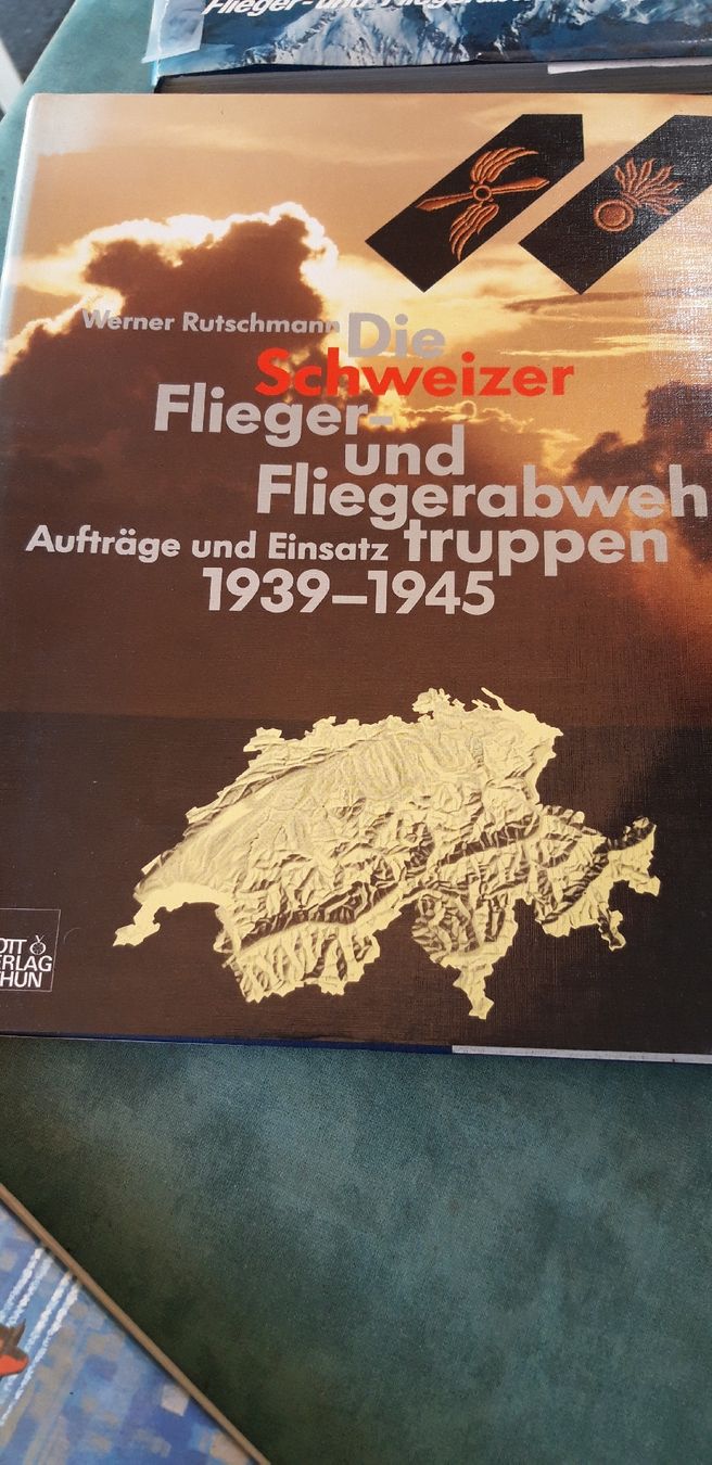 Livres: Militär-Flug, 7 Bücher – D'occasion à Neuenhof par elRey123 3