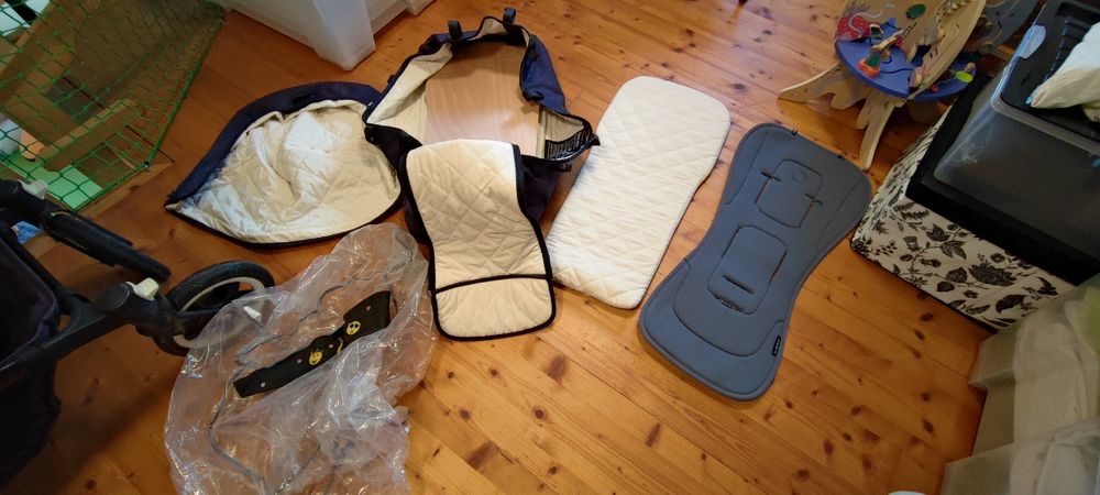 Bugaboo Carrozzine: bugaboo buffalo Kinderwagen mit sehr viel Zubehör – Usato da Knonau venduto da mo87 8