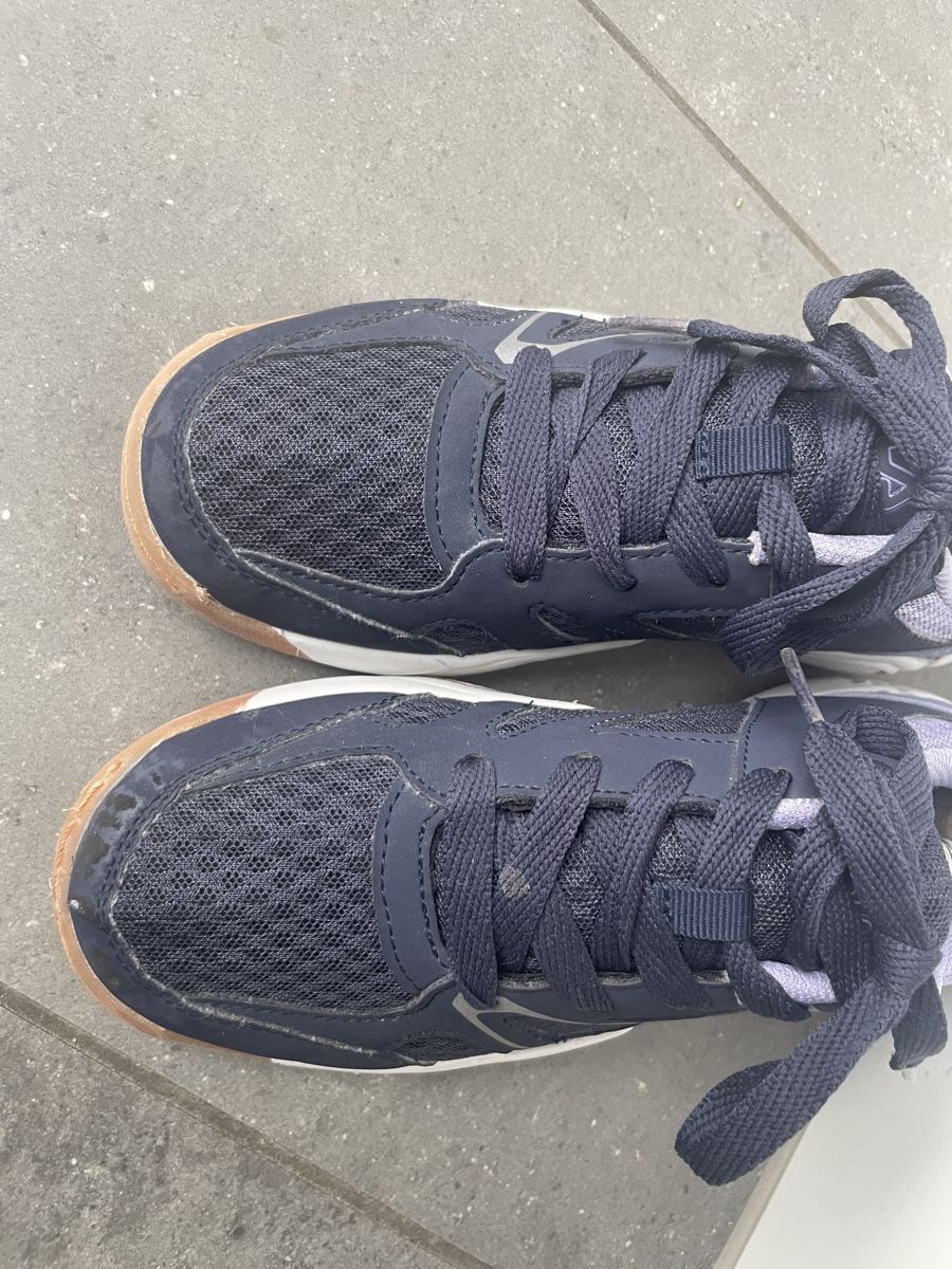 Fila Scarpe da uomo: Fila Hallenschuhe Grösse 36 – Usato da Dübendorf venduto da Blume1235 5