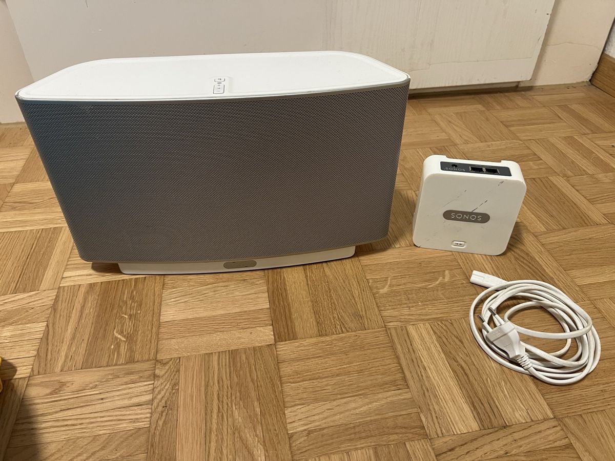 Sonos Lautsprecher: Sonos Play 5 mit Bridge(ohne Kabel) – Gebraucht aus Adlikon b.Regensdorf von dut_78fs