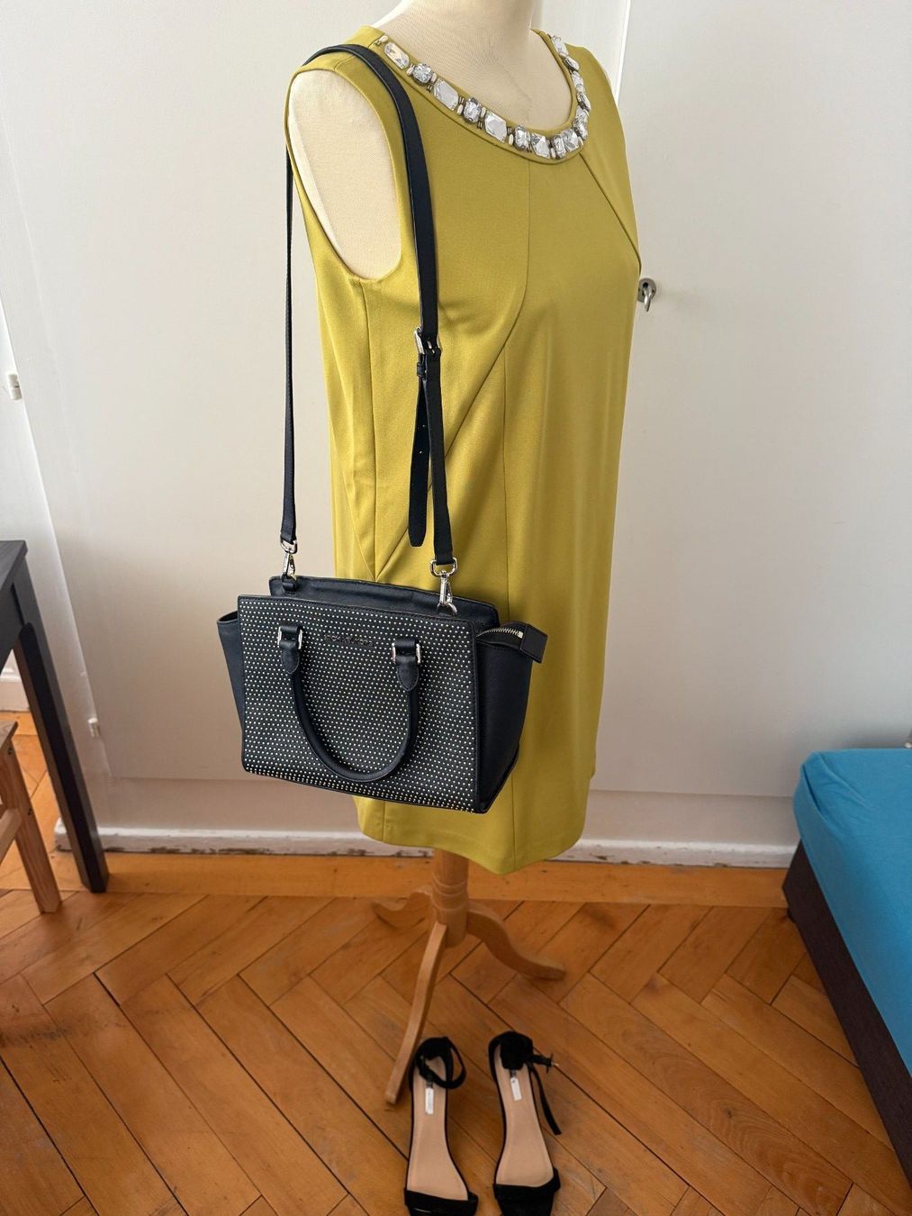 Vestiti: Robe droite verte-jaune – Nuovo (secondo la descrizione) da Le Locle venduto da tchanatakoua 1
