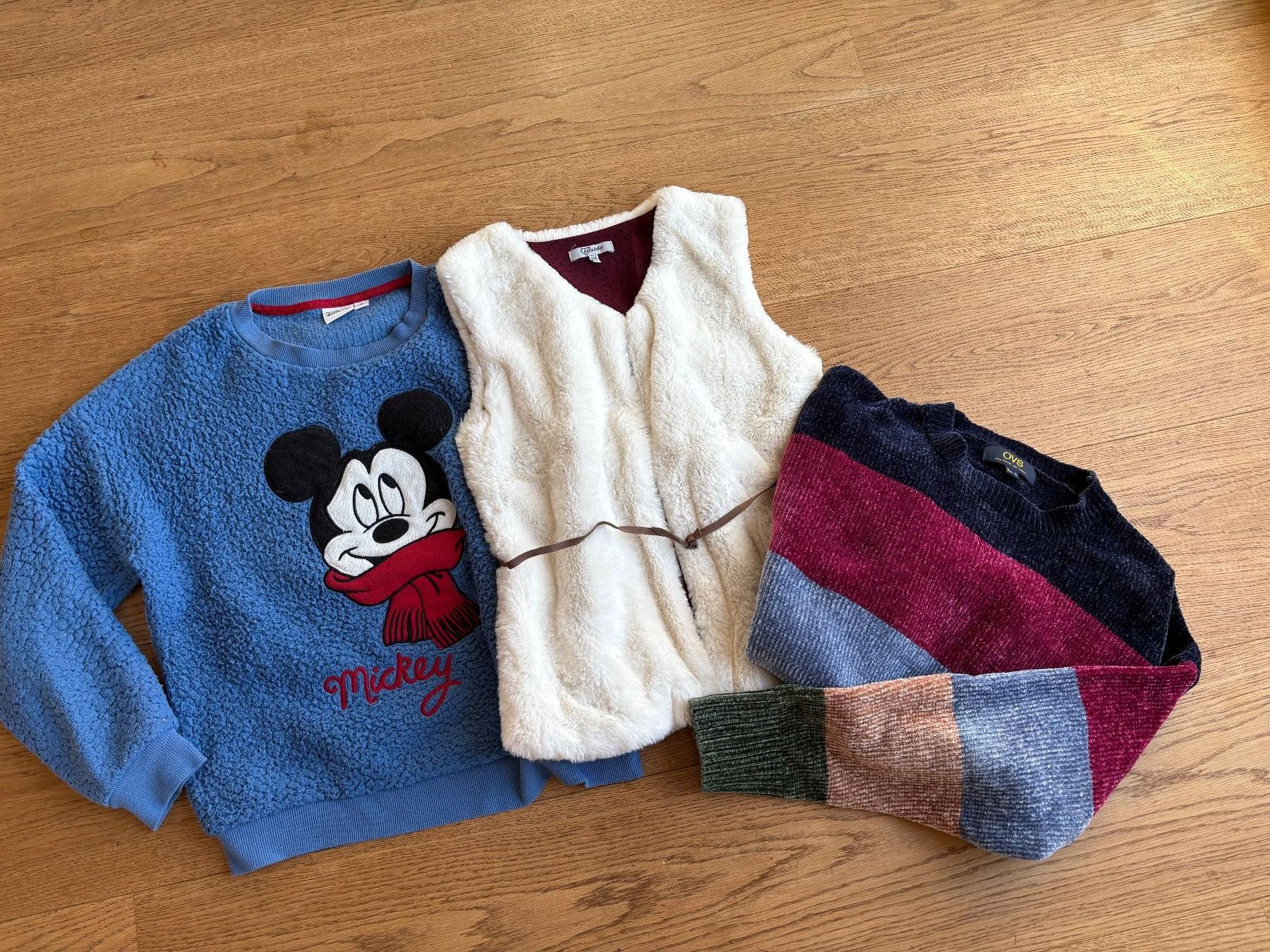 Lotti & Set di vestiti: Kuschelpullover/-weste Grösse S bzw. 158/164, Mickey Mouse – Usato da Solothurn venduto da 07mika07