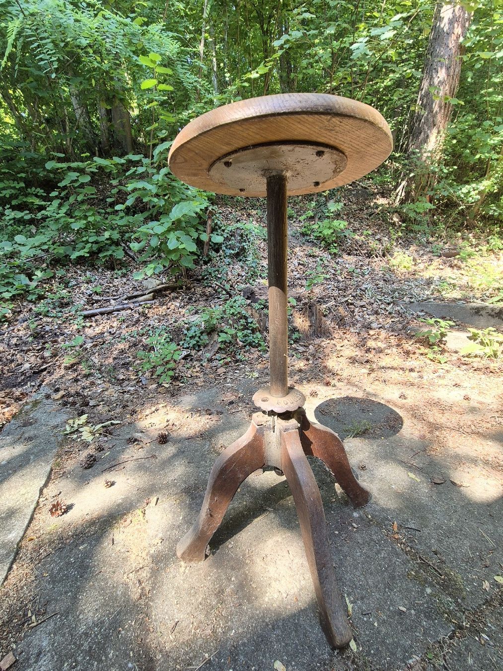 Hocker: Hocker alt höhenverstellbar – Gebraucht aus Niederbuchsiten von dese86 3