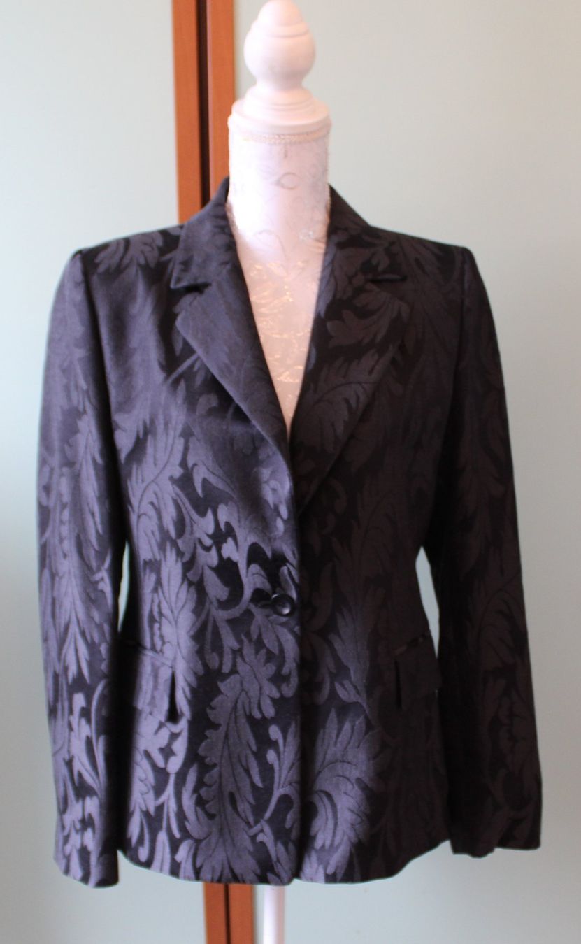 Max Mara Giacche: Blazer von *MAX MARA* – Usato da Schaan venduto da antikes_und_kurioses