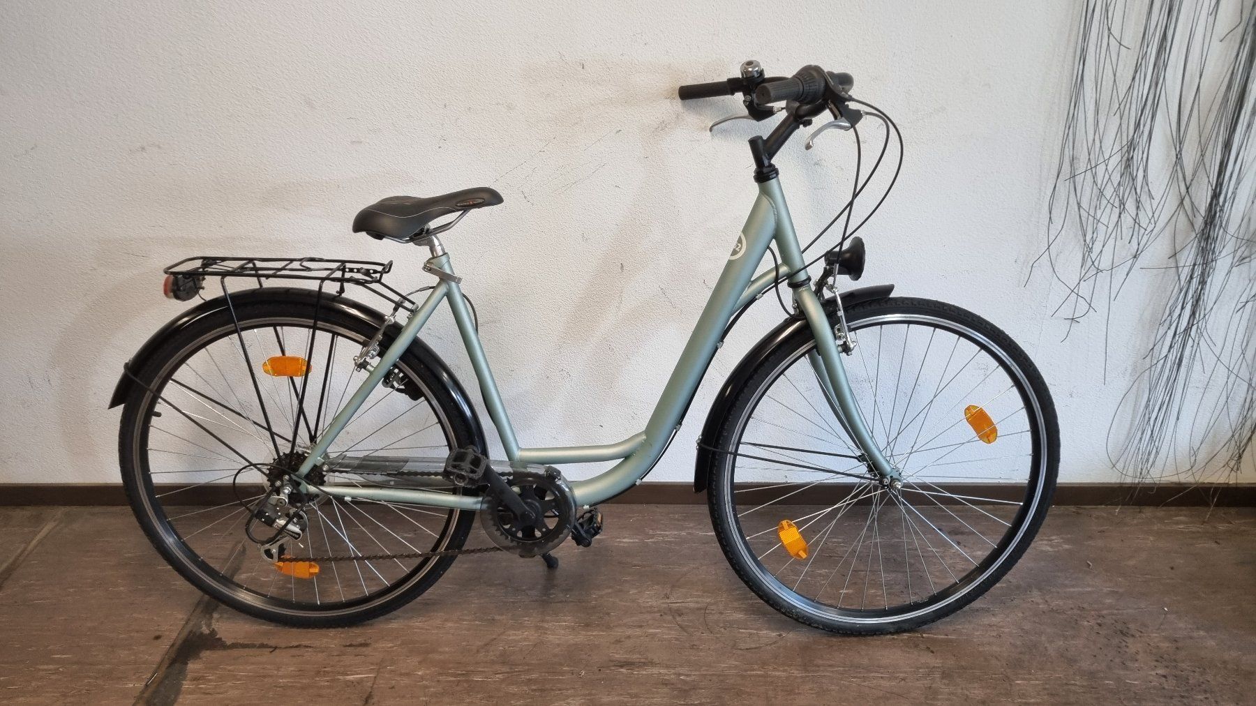 Velos: Damenvelo / vélo dames – Gebraucht aus Basel von Cellostoffeli