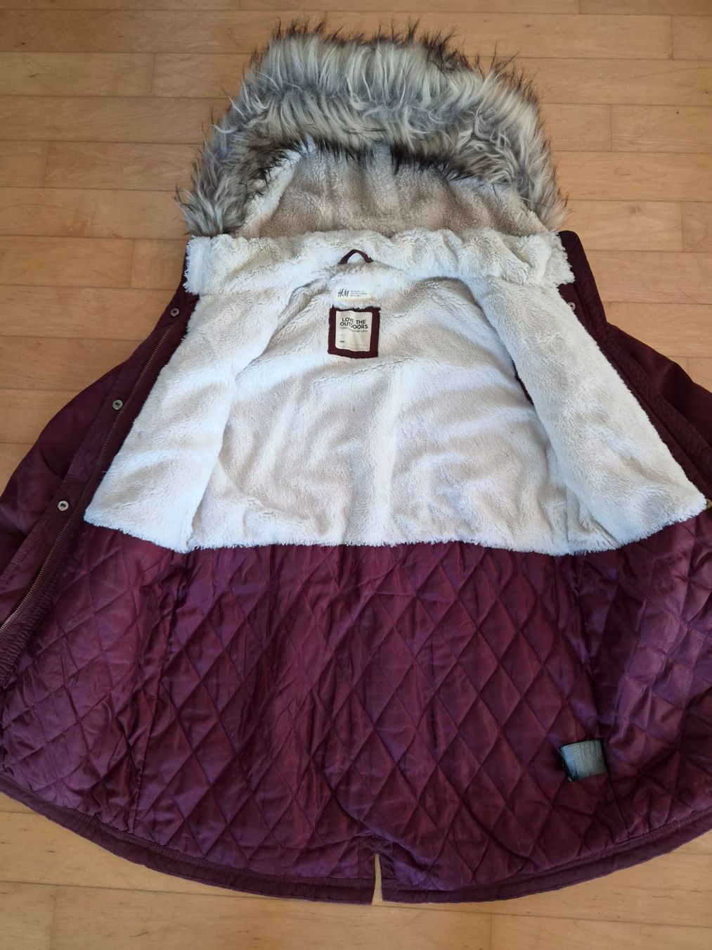 H&M Giacche & Cappotti: Winterjacke mit Fellkapuze, Grösse 152 – Usato da Buchrain venduto da mlrj-r 2