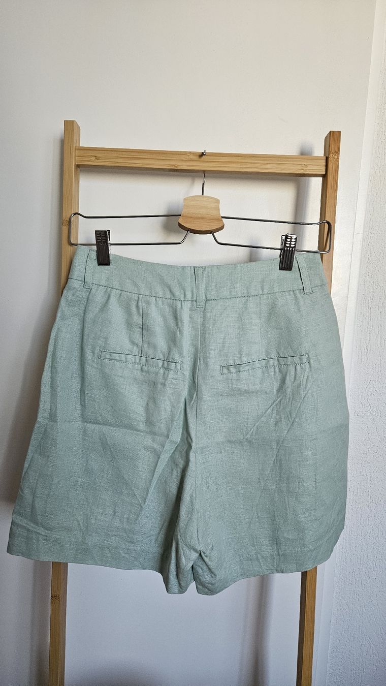 Pantaloni: Linen shorts, size 36 – Usato da Zürich venduto da kri_72l9 1