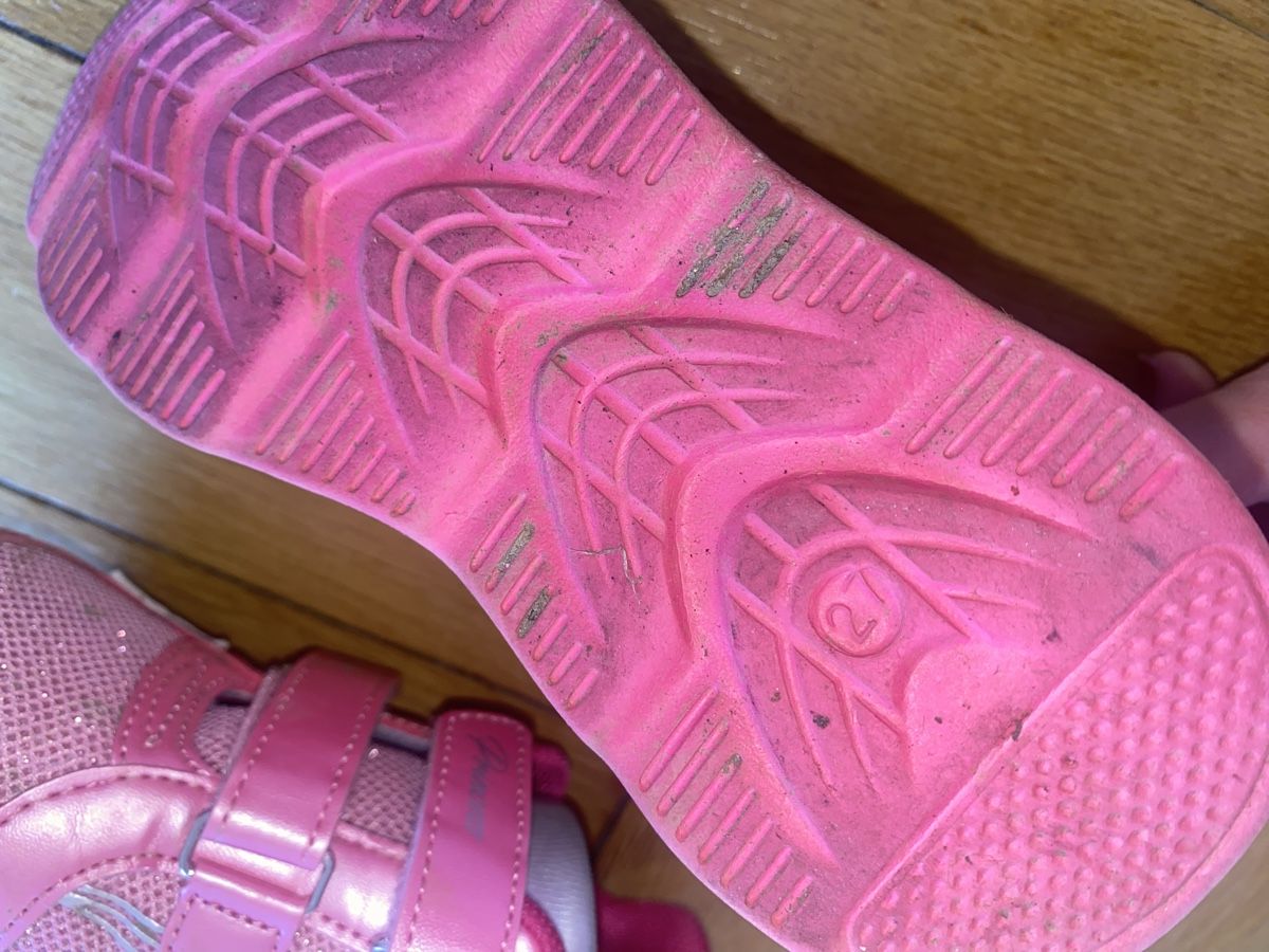 Scarpe per ragazze: Turnschuhe Gr. 27 aus Milano – Usato da Bern venduto da Elisa64 3